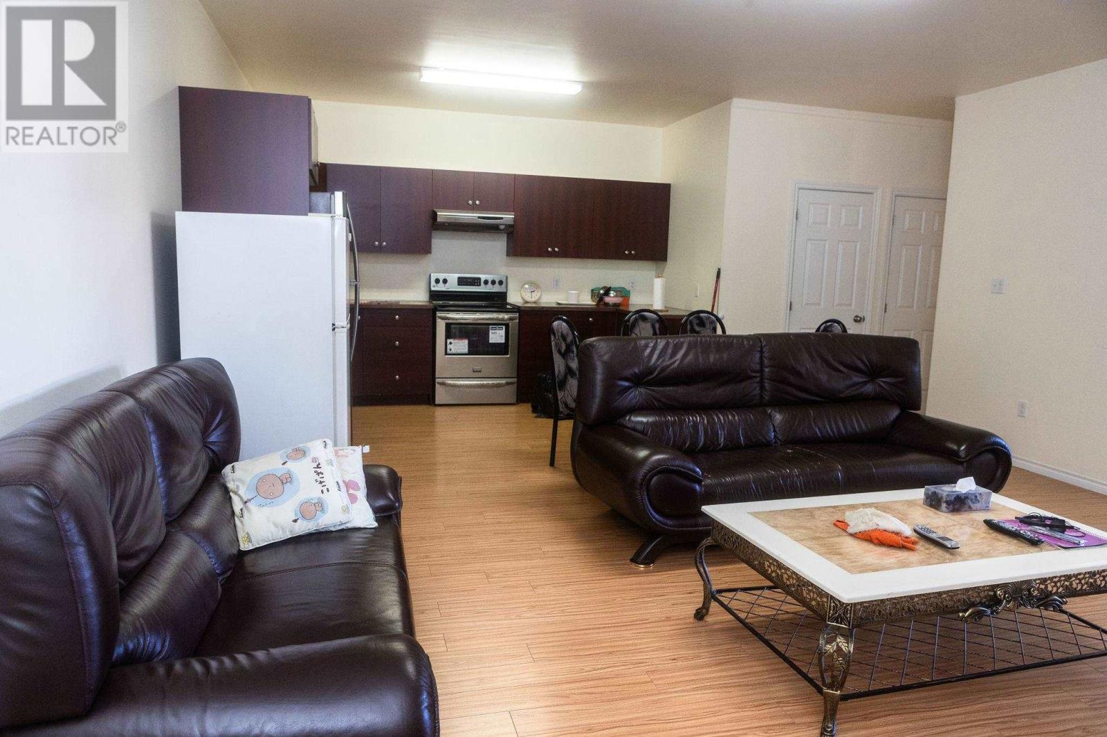 280 Queen St E Property Photo 33