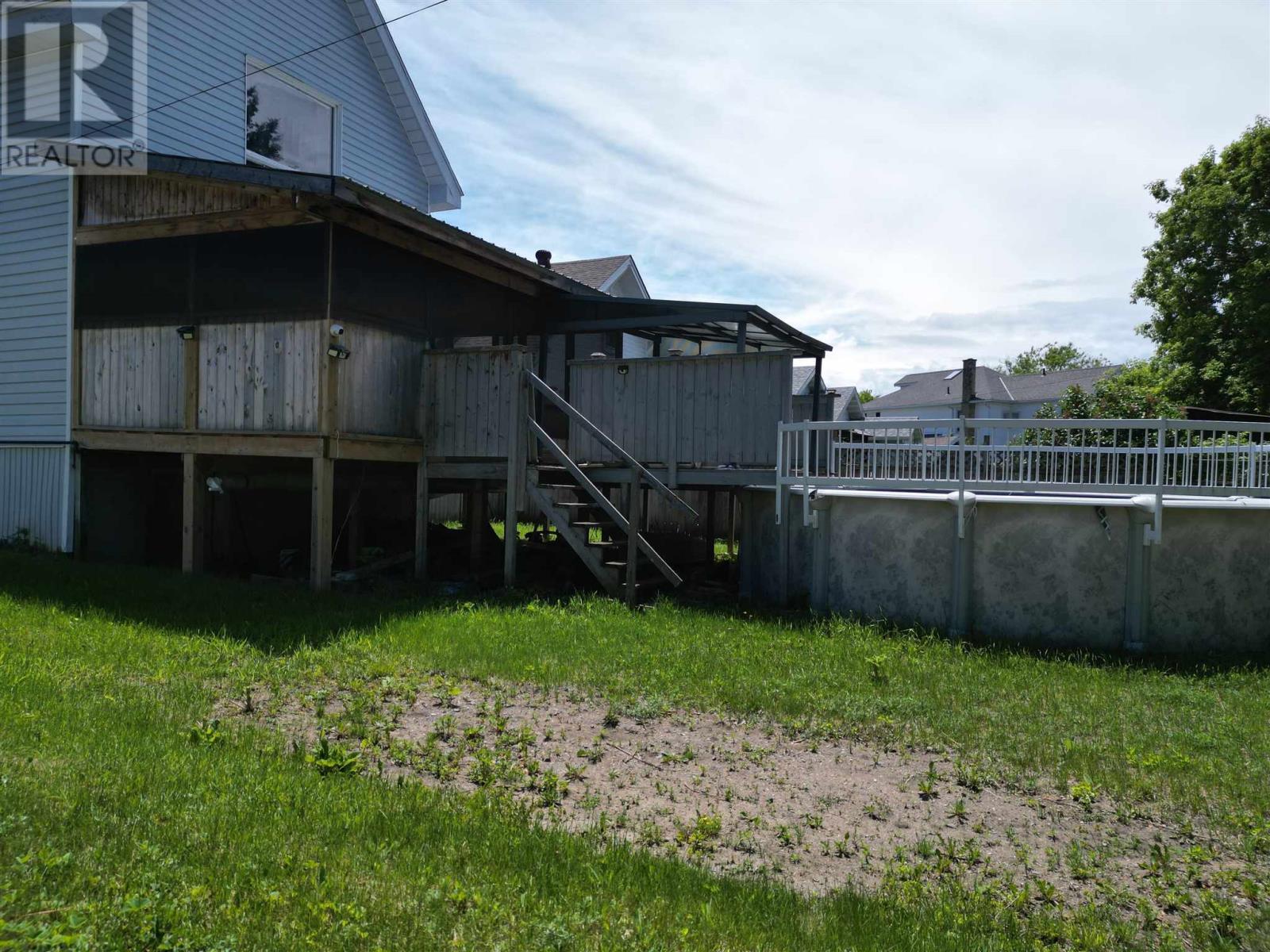 138 Lakeside Ave Property Photo 31