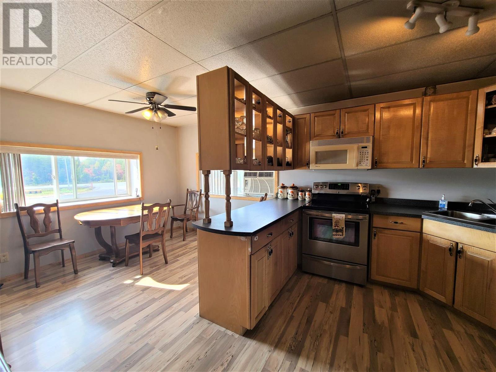 22644 Highway 17 Property Photo 7