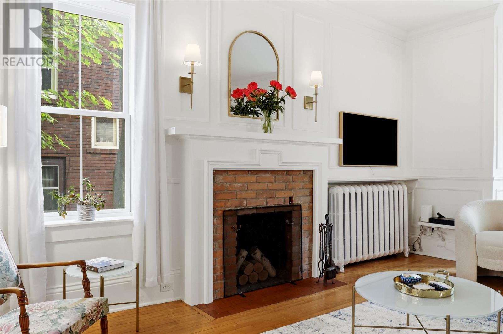 36 Herrick St Property Photo 9