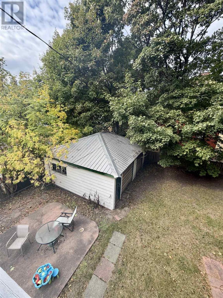 185 Church St Property Photo 33