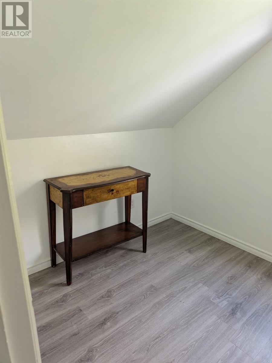 441 Charles St Property Photo 11