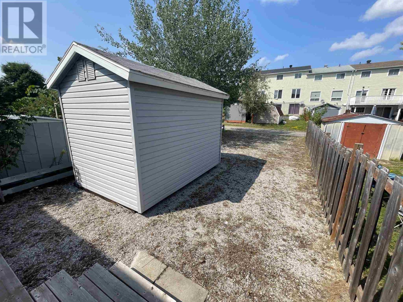 68 Farquhar Pl Property Photo 26