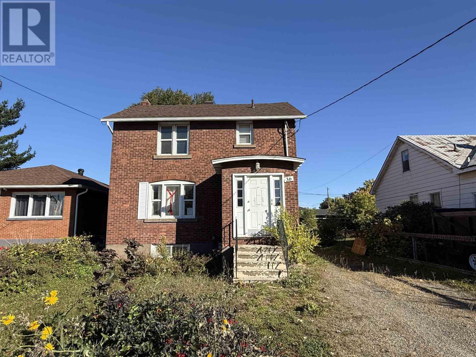36 Wallace TER Property Photo 1