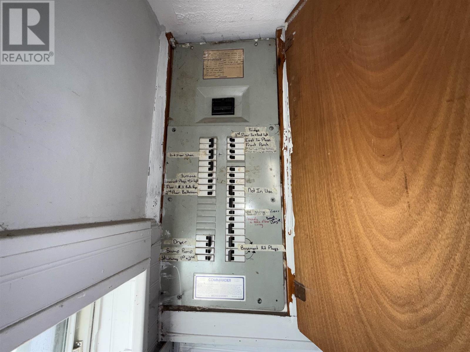 36 Wallace Ter Property Photo 13