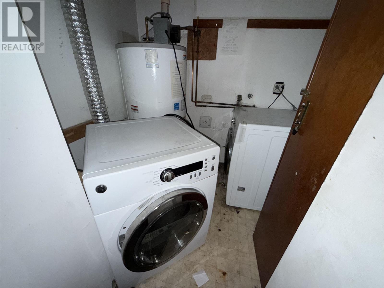 36 Wallace Ter Property Photo 15
