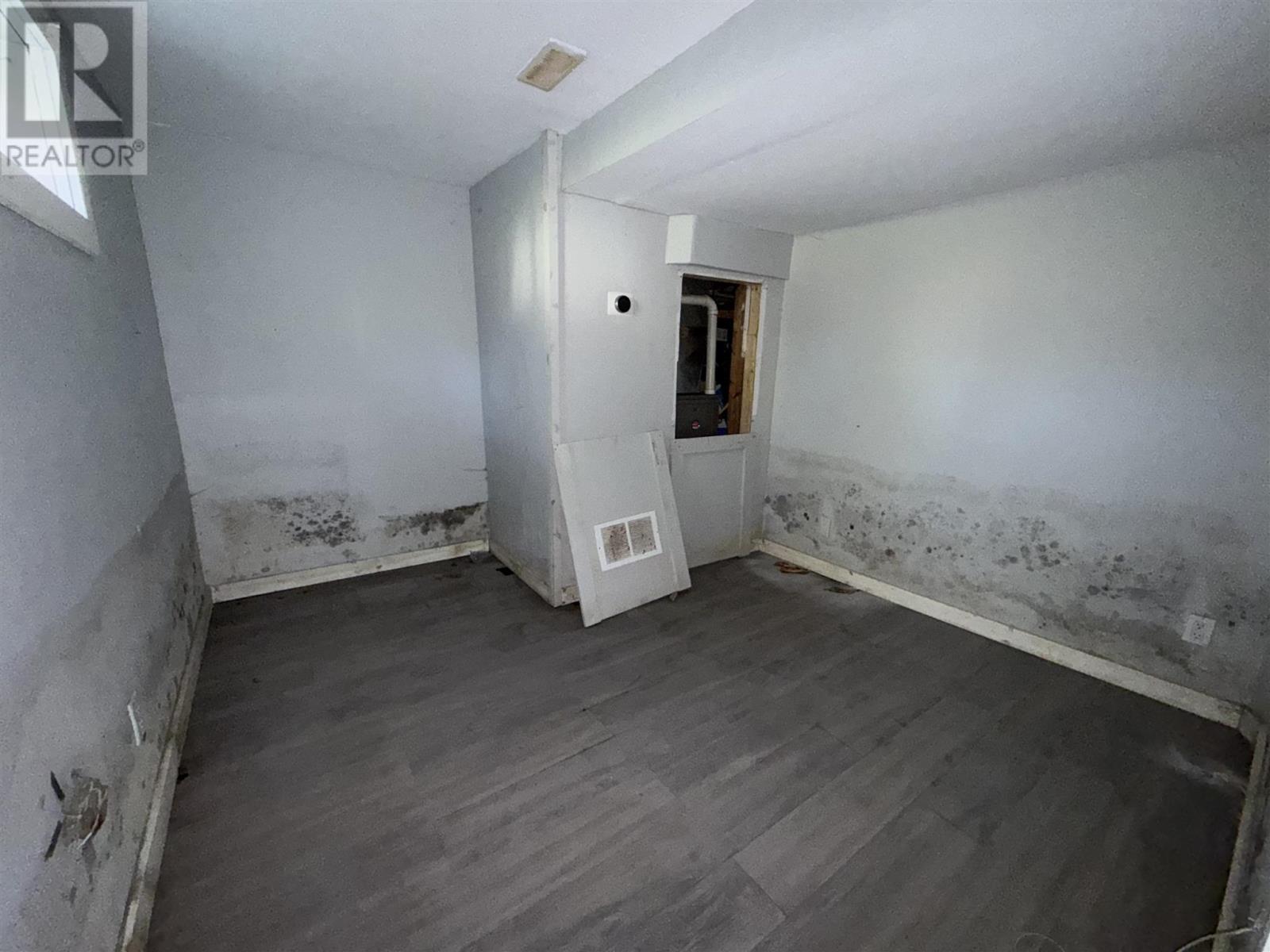 36 Wallace Ter Property Photo 20