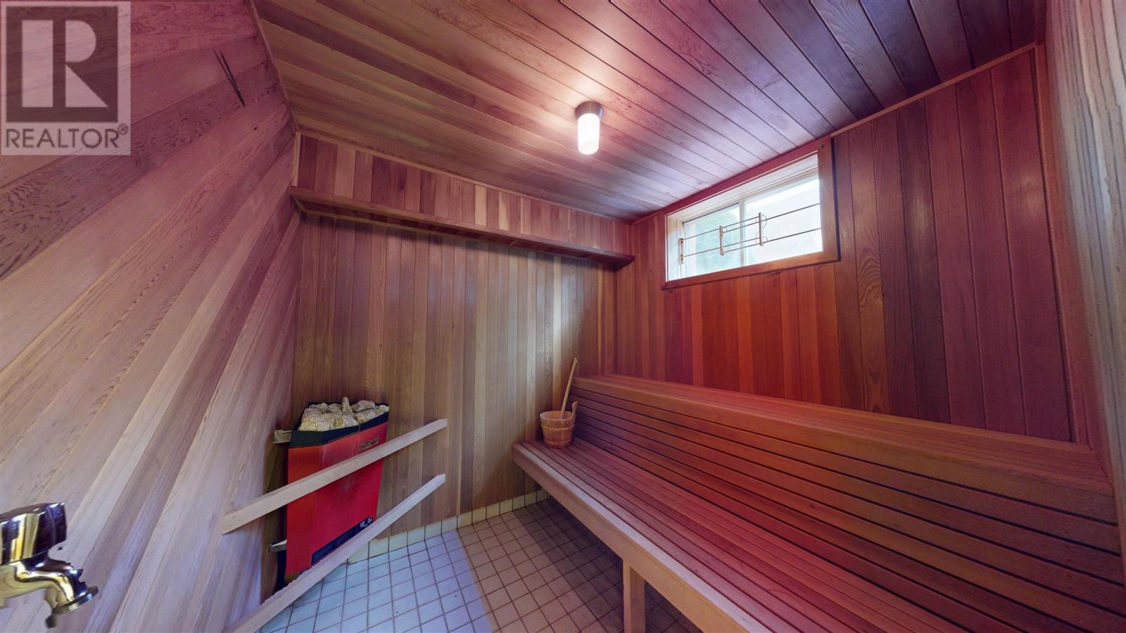 109 Greenview Ln Property Photo 50