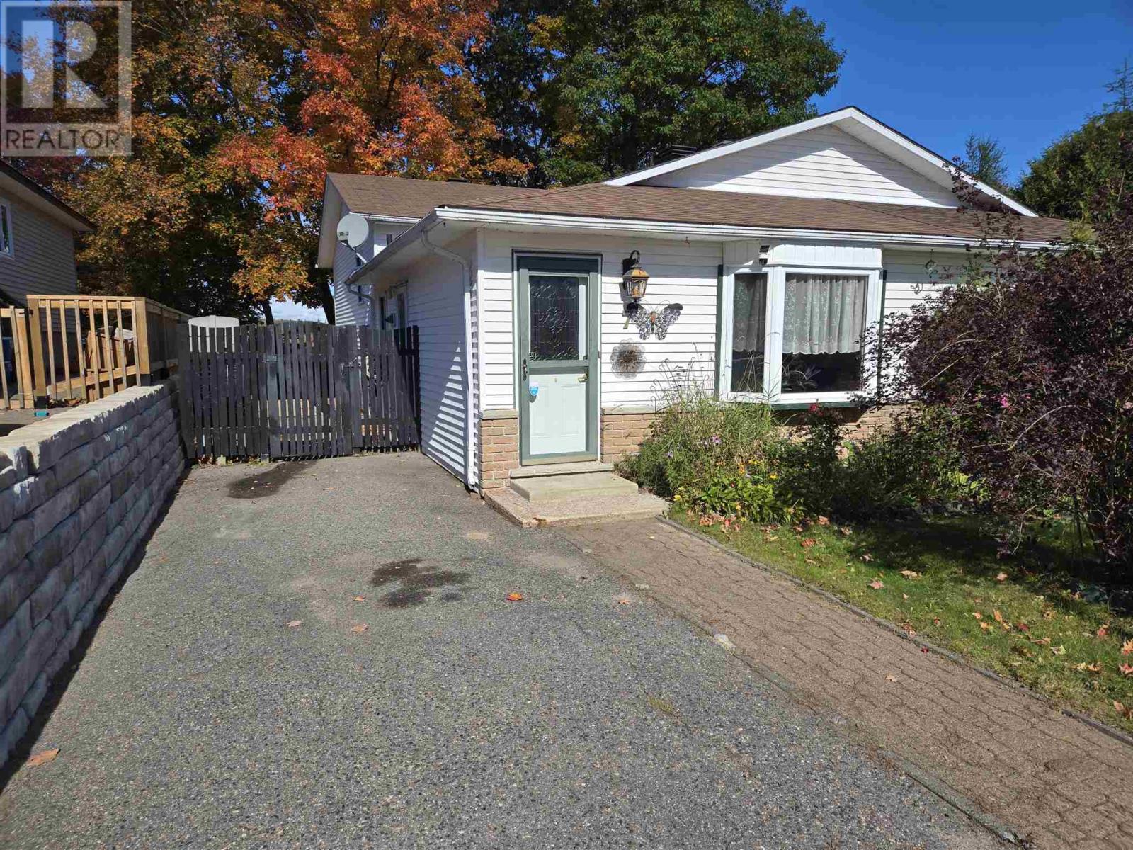 7 Feltz RD Property Photo 1