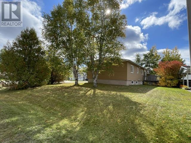 34 Lynne Ct Property Photo 3