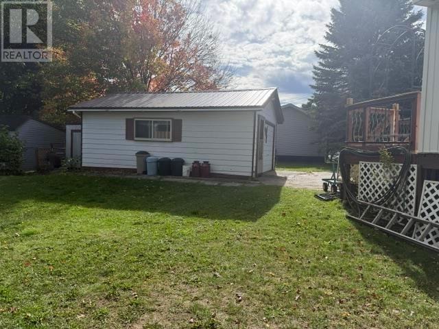 428 Boundary Rd Property Photo 5