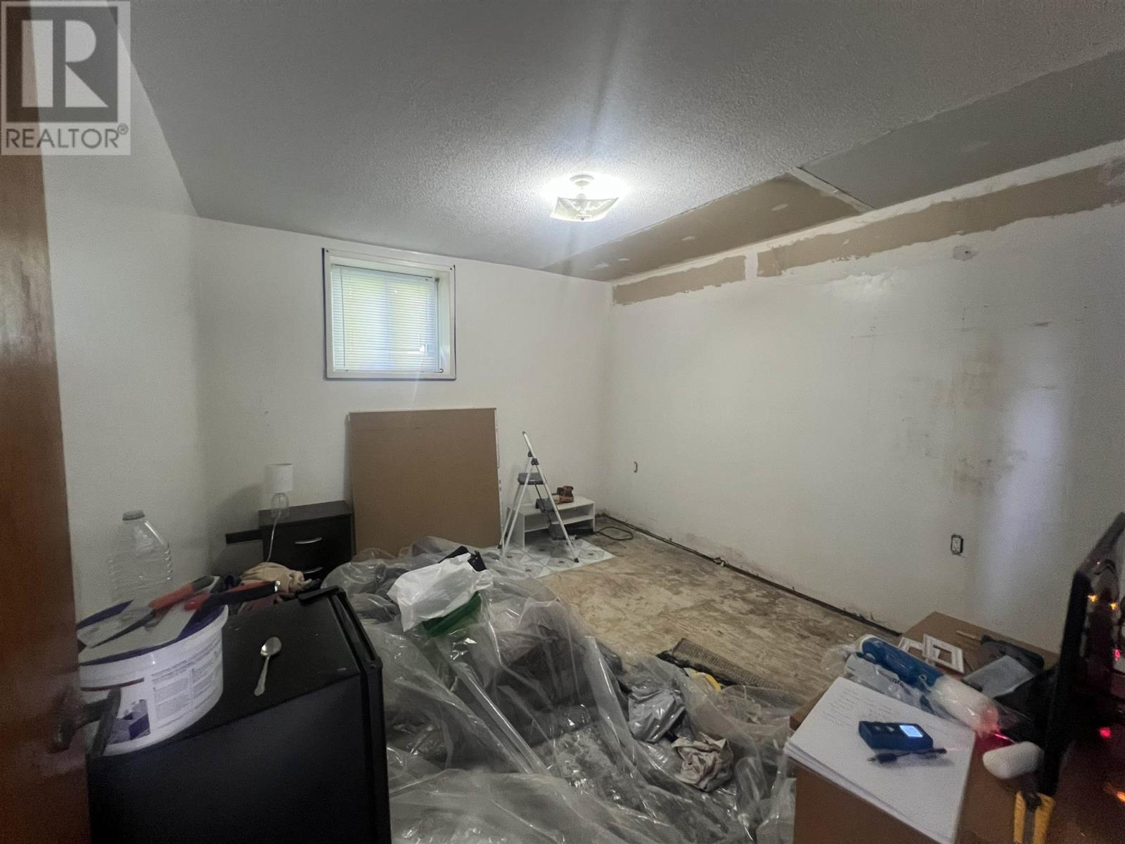 14 Hoatson St Property Photo 28