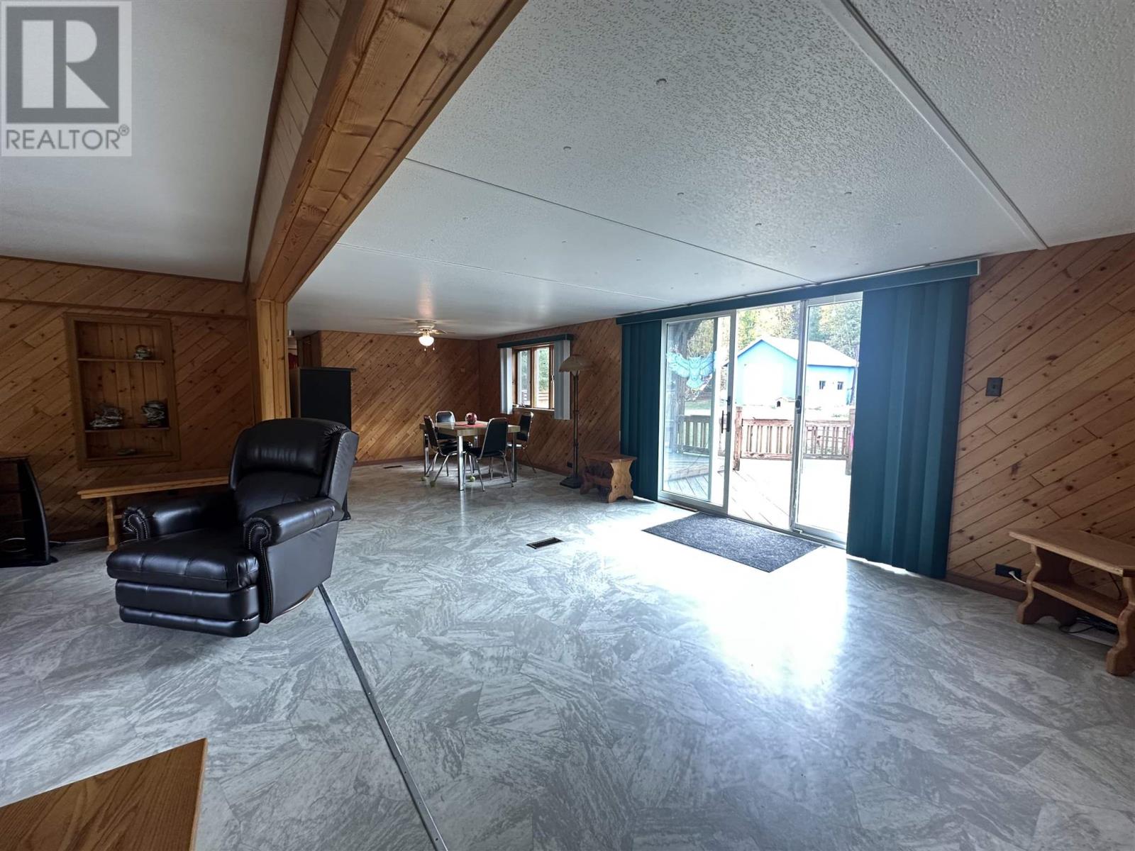 16 Ski Hill Rd Property Photo 21