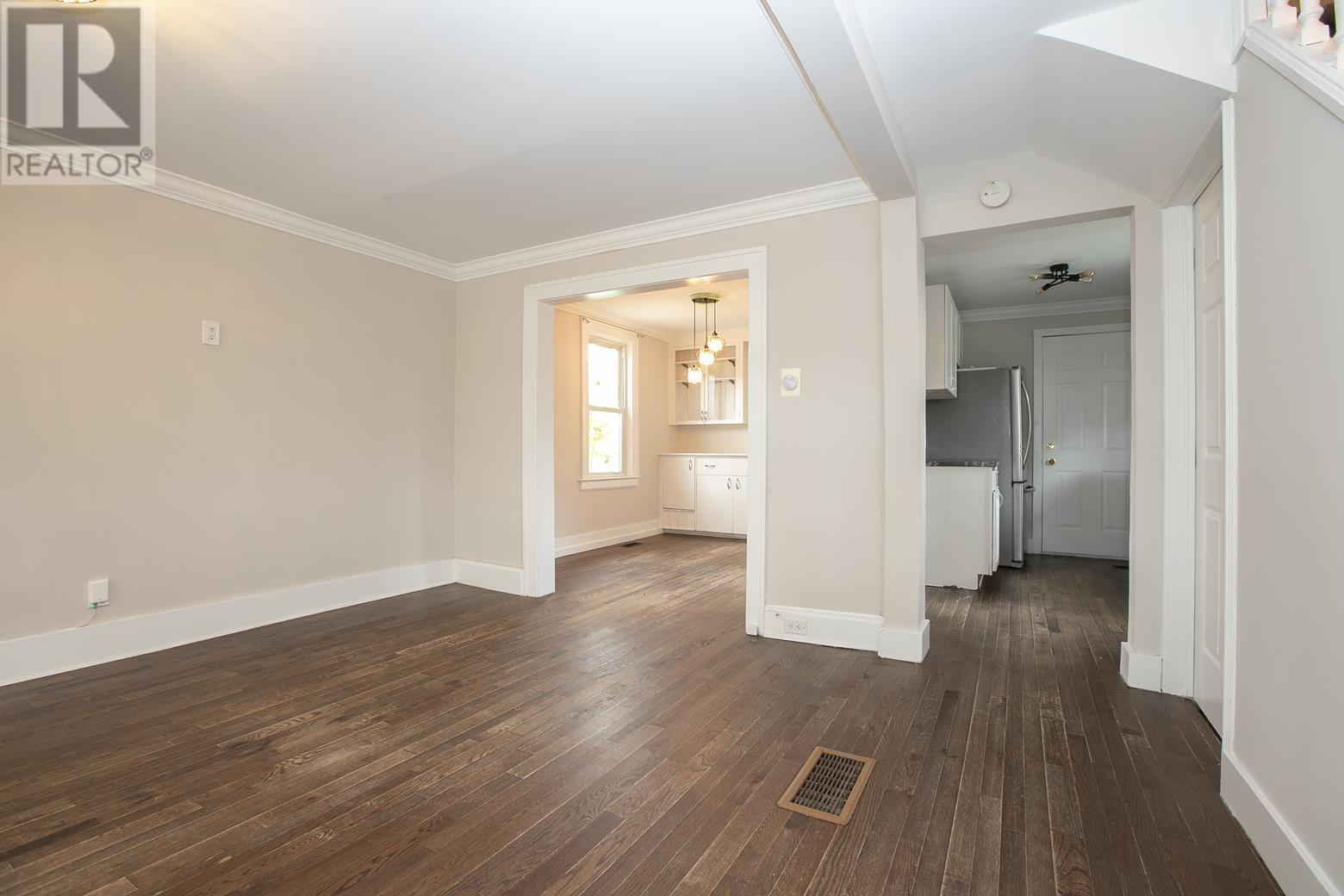 455 Charles St Property Photo 22
