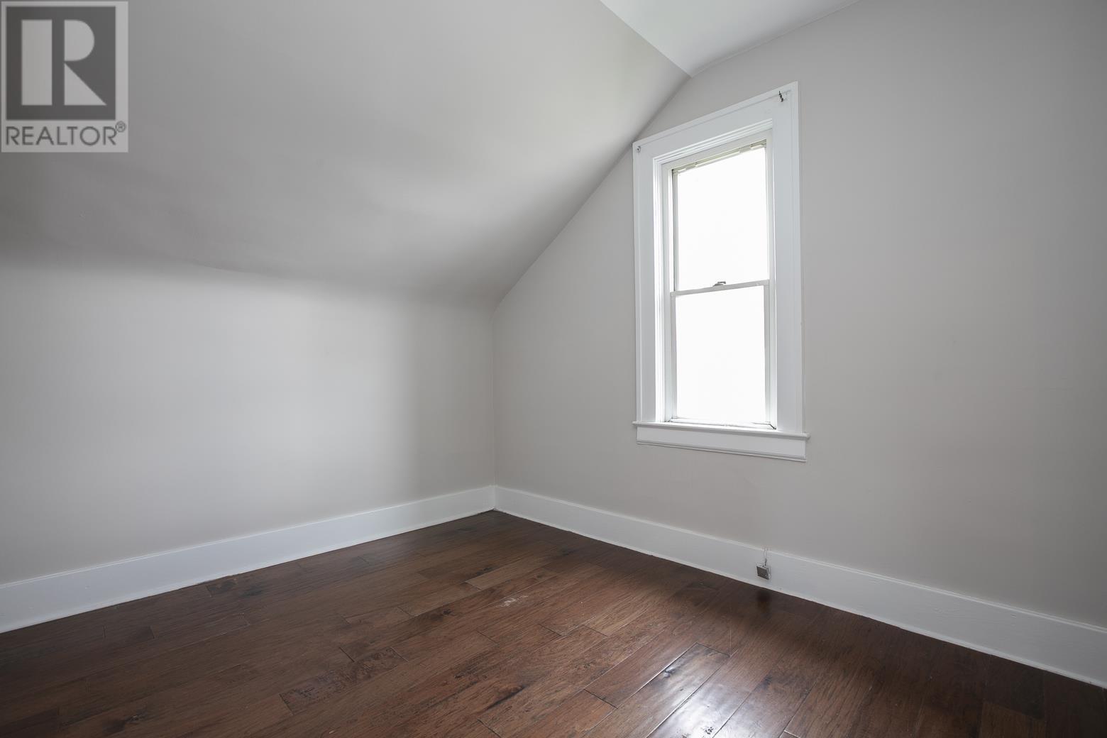 455 Charles St Property Photo 42
