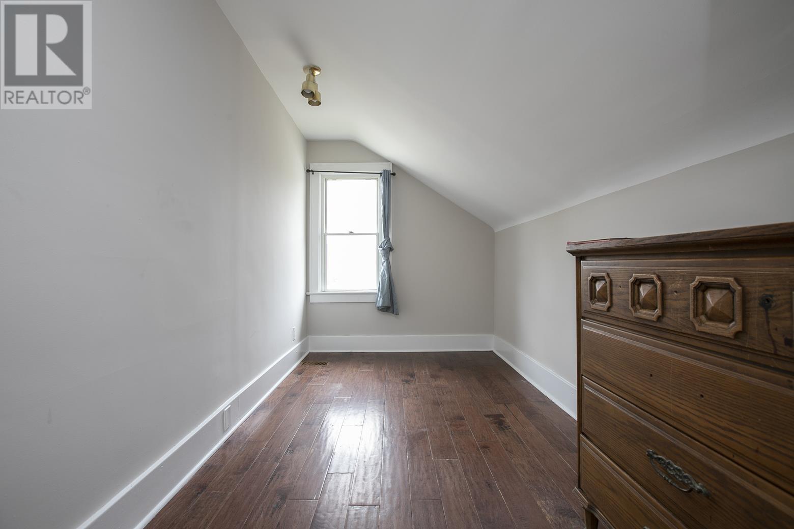 455 Charles St Property Photo 45