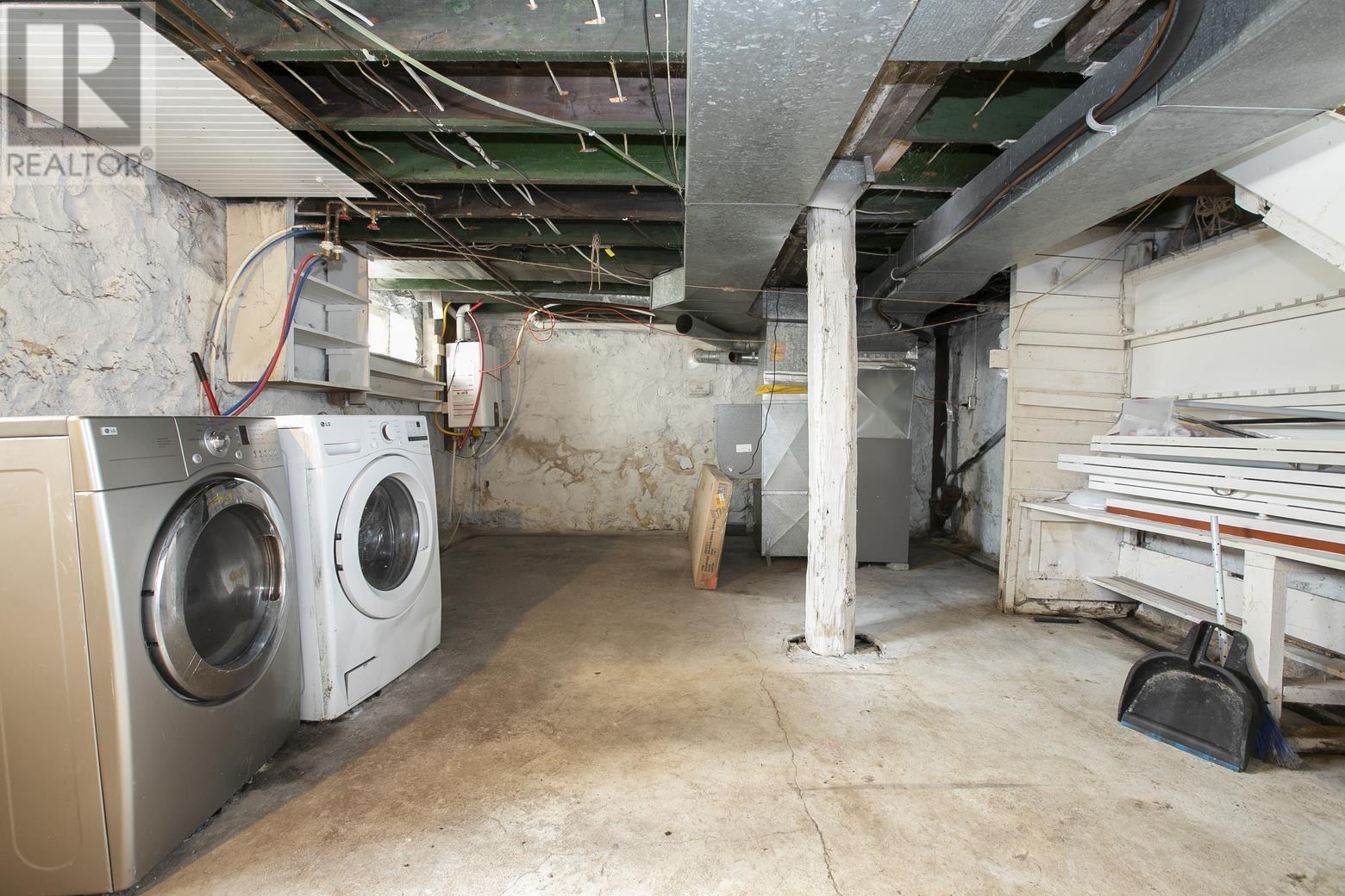 455 Charles St Property Photo 48