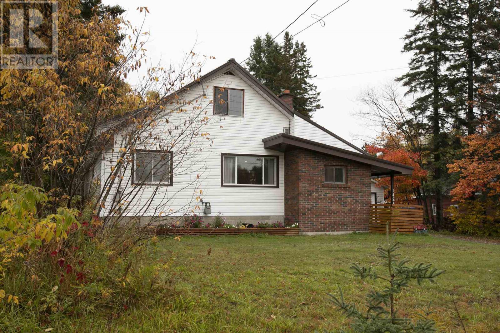 1426 Peoples Rd Property Photo 3