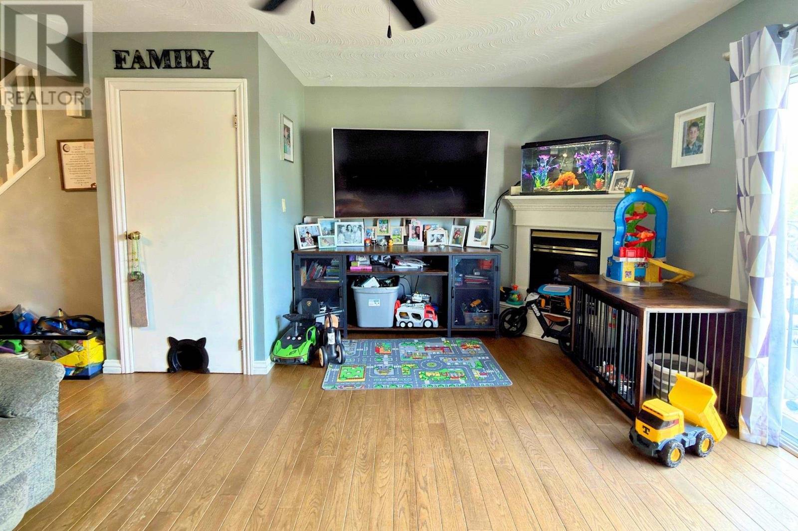 51 Alden Rd Property Photo 12