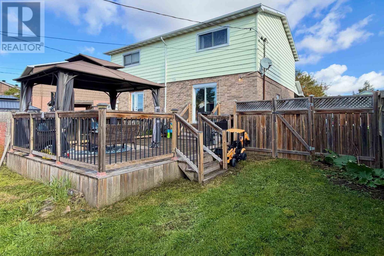 51 Alden Rd Property Photo 32