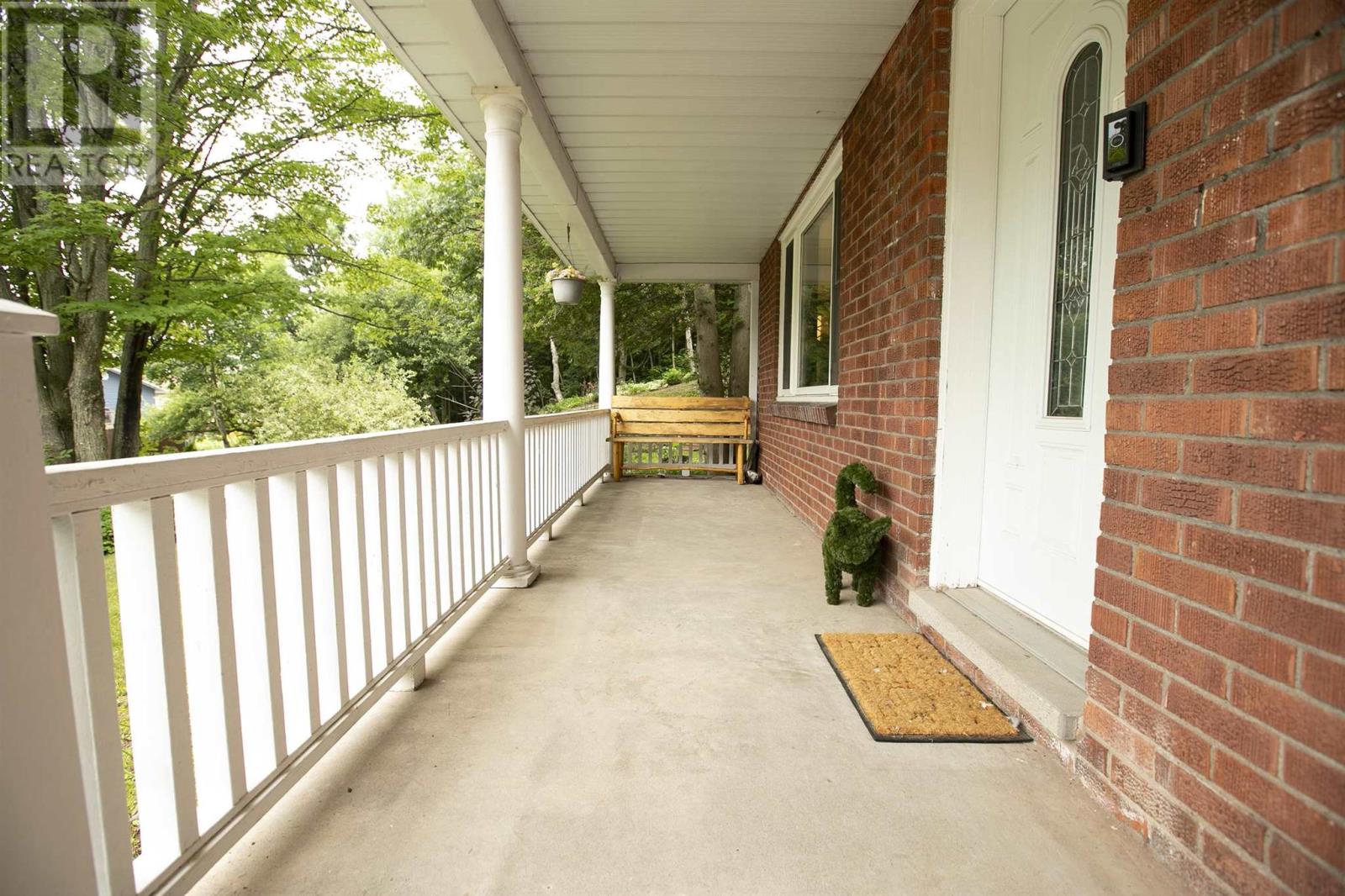 50 Parker Ave Property Photo 3