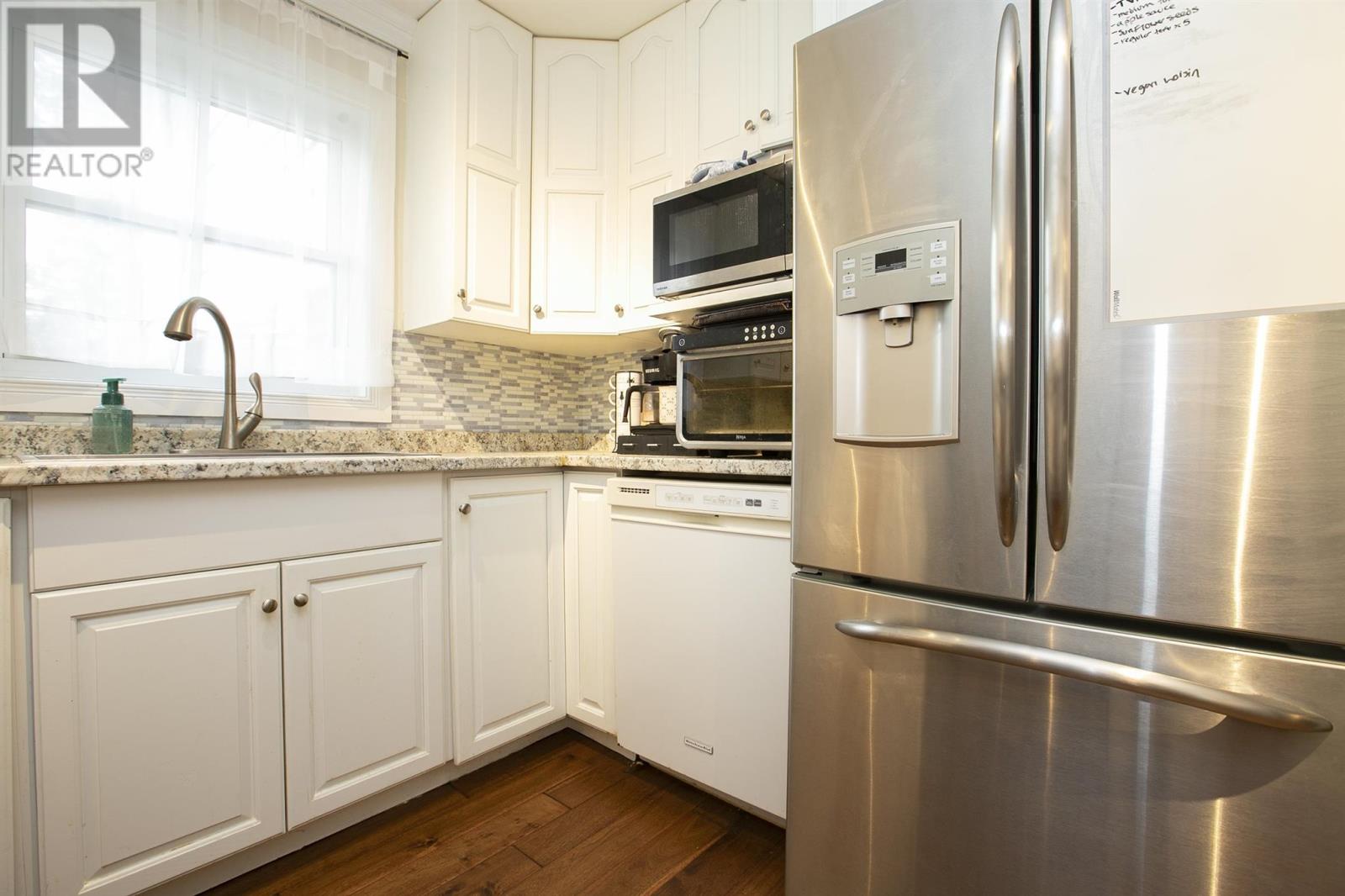50 Parker Ave Property Photo 19