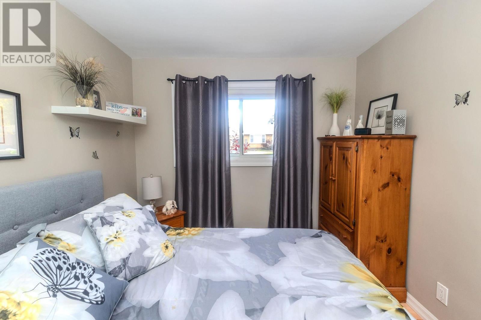 29 Routledge Ave Property Photo 17