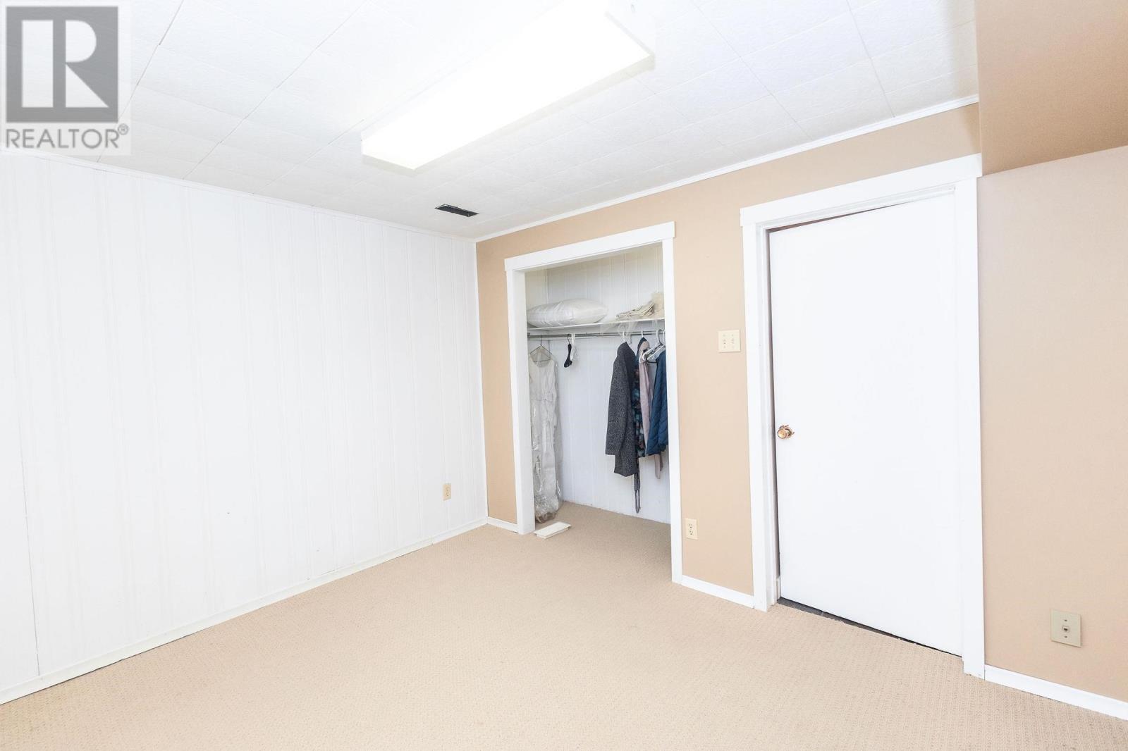 29 Routledge Ave Property Photo 22