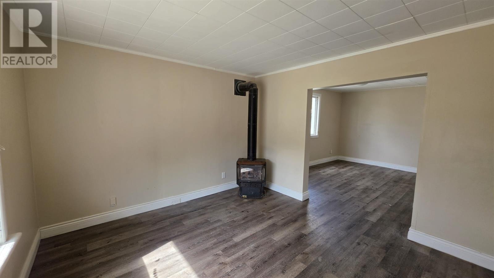 22 Manilla Ter Property Photo 4