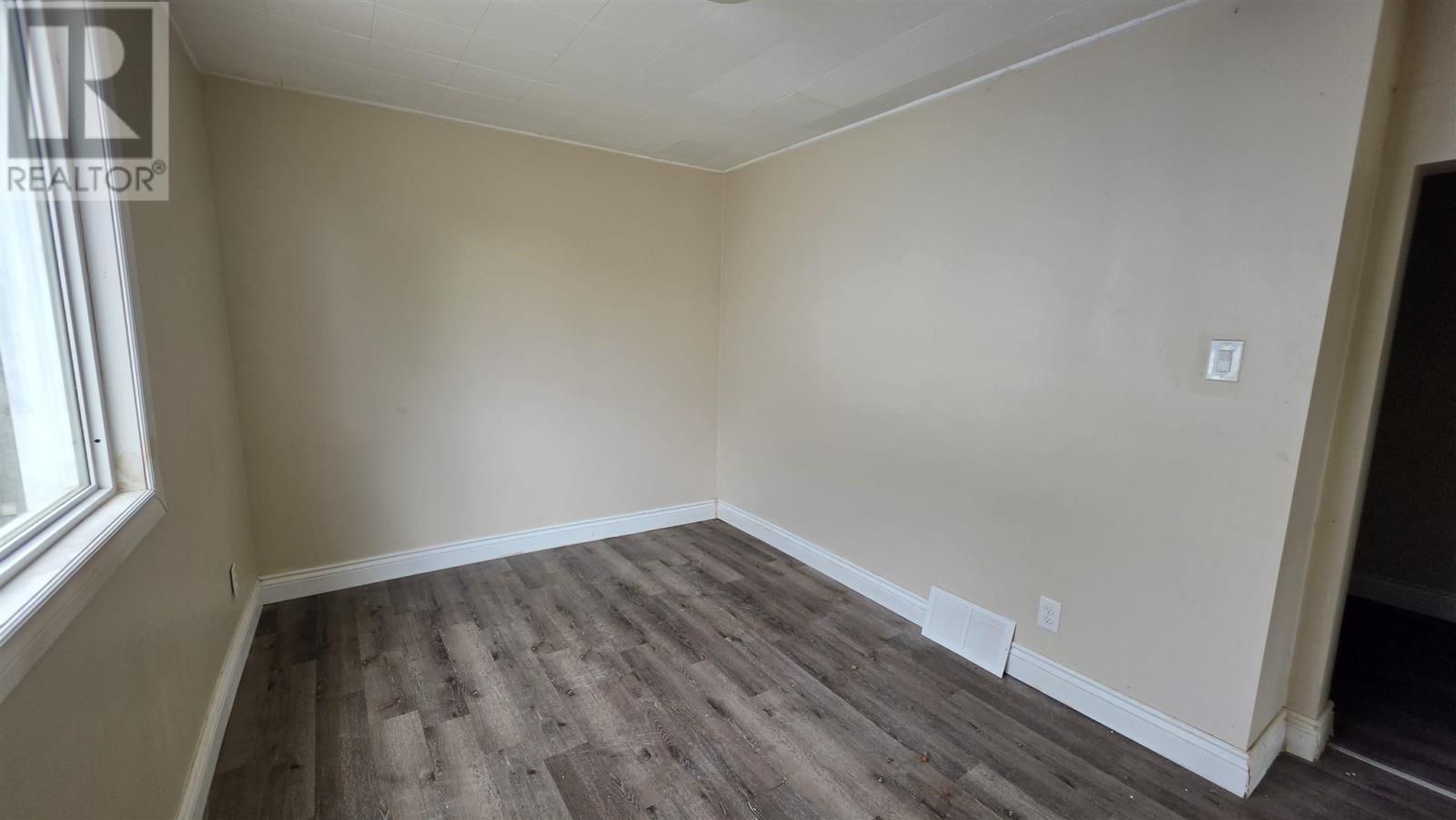 22 Manilla Ter Property Photo 6