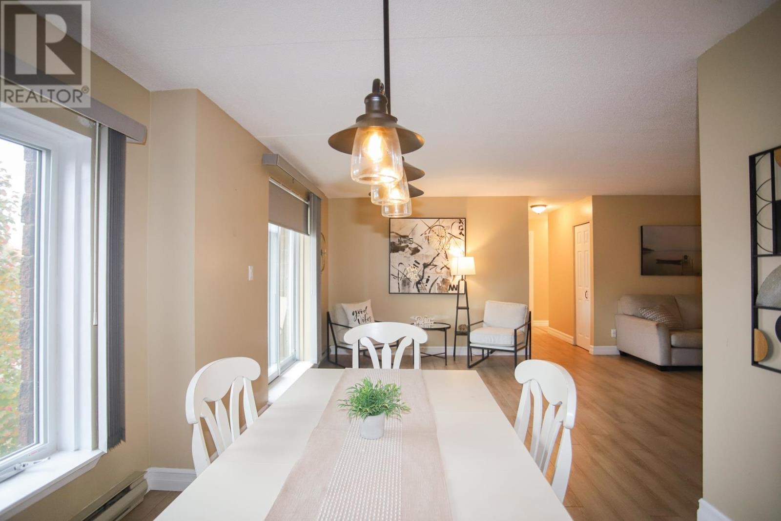 206 Breton Rd # 7 Property Photo 13