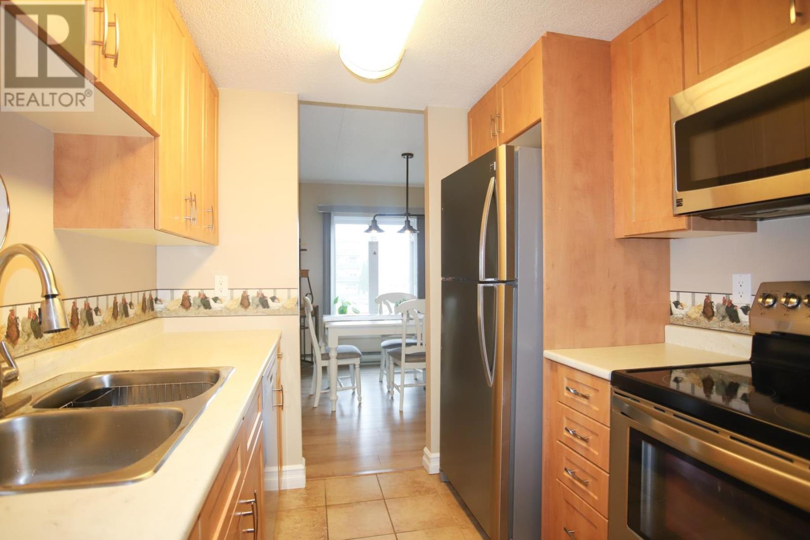 206 Breton Rd # 7 Property Photo 17