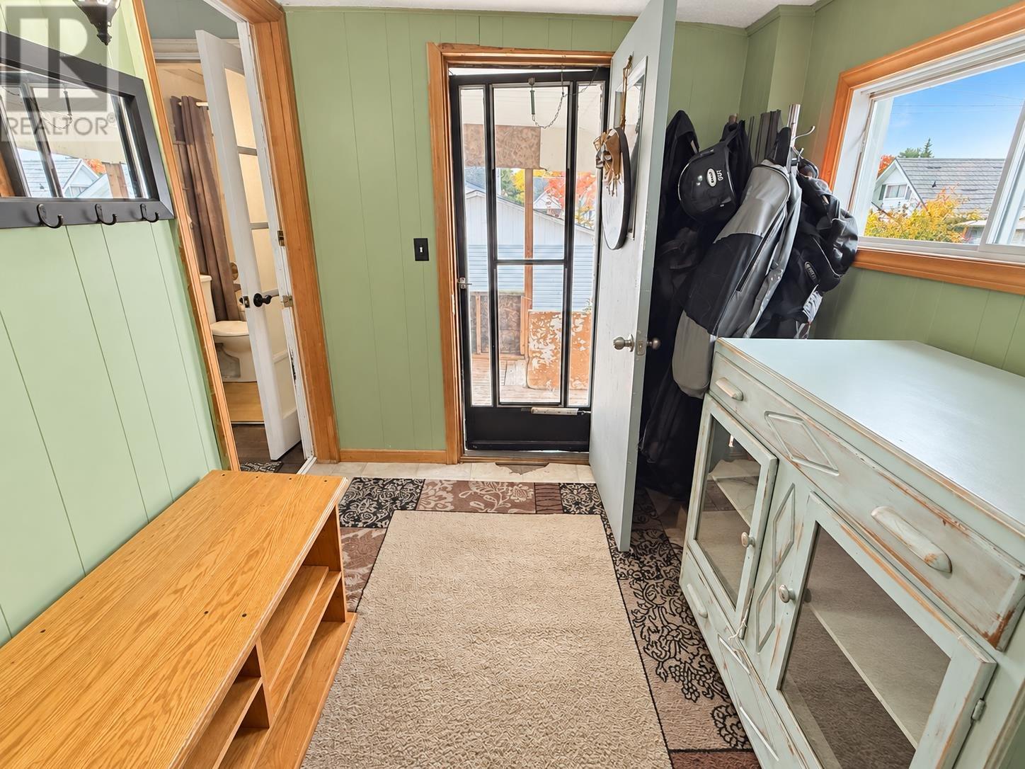 114 Hirshhorn Ave Property Photo 15