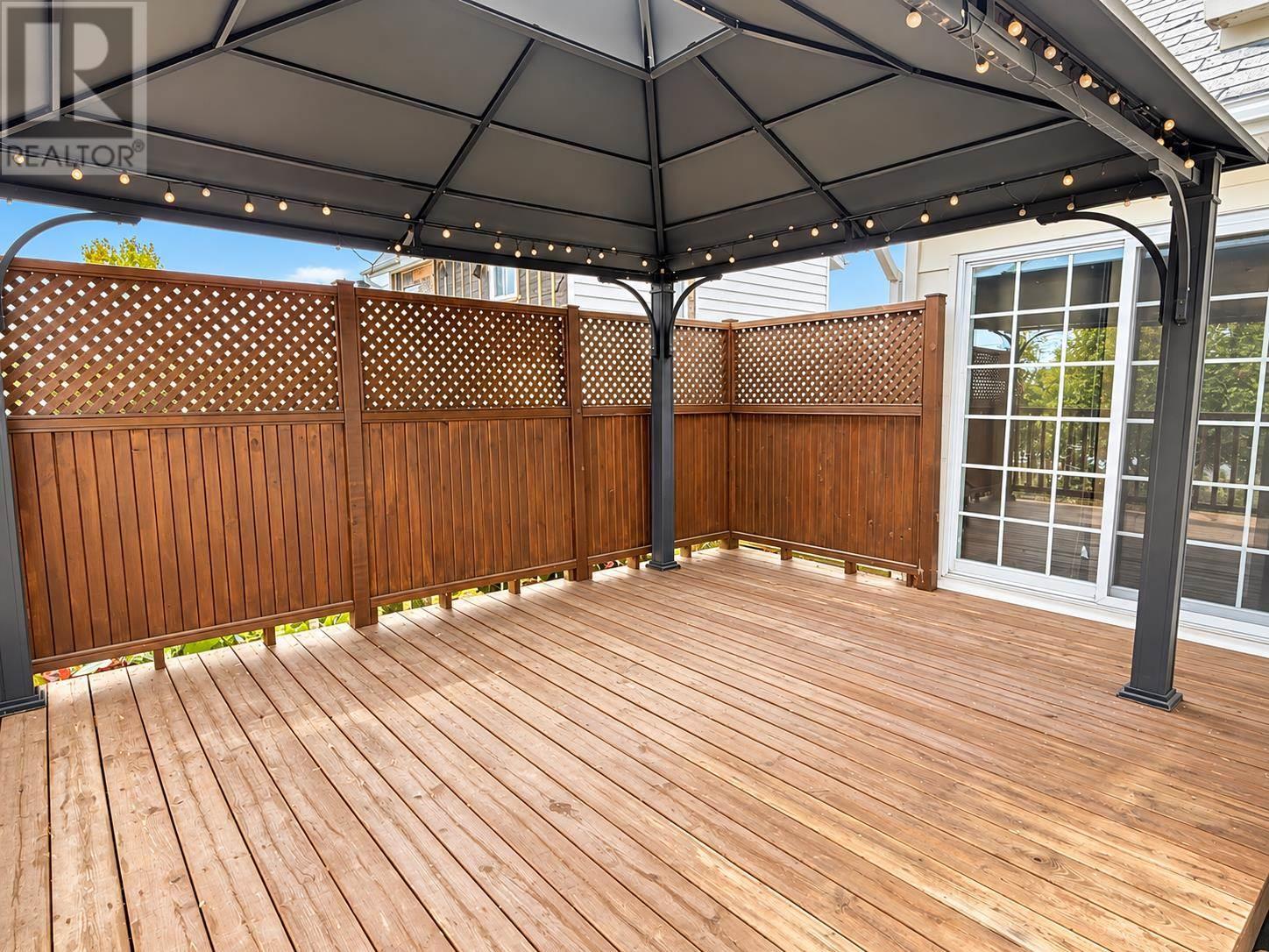 114 Hirshhorn Ave Property Photo 29