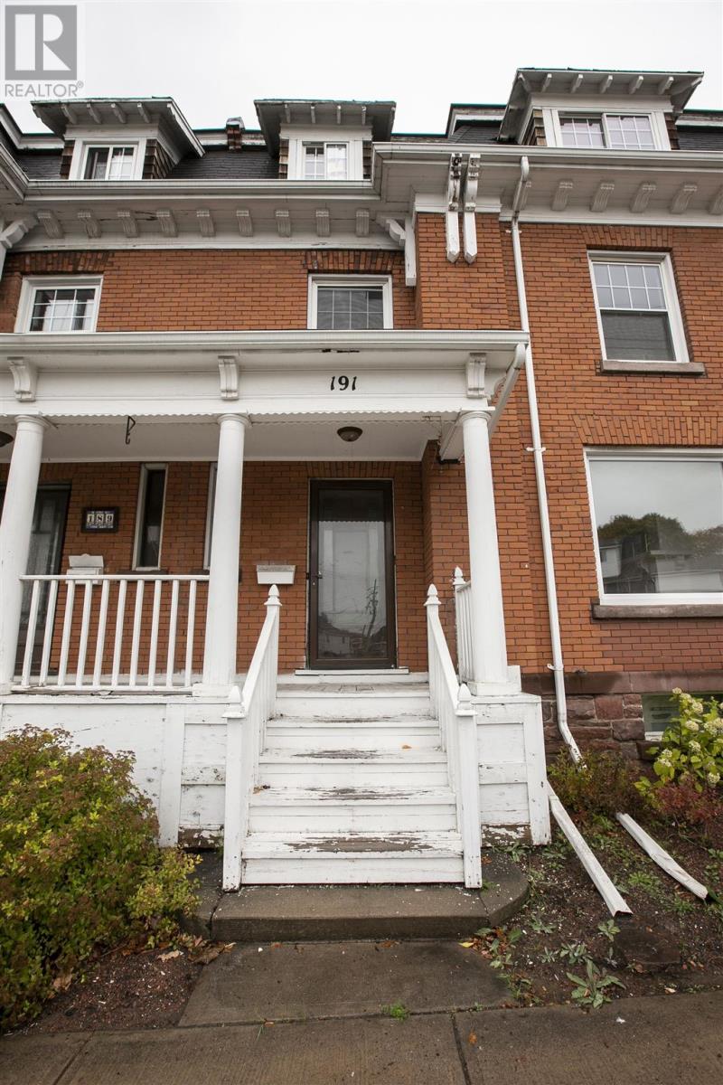 191 Pim St Property Photo 4