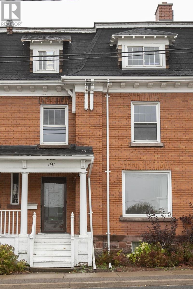 191 Pim St Property Photo 5