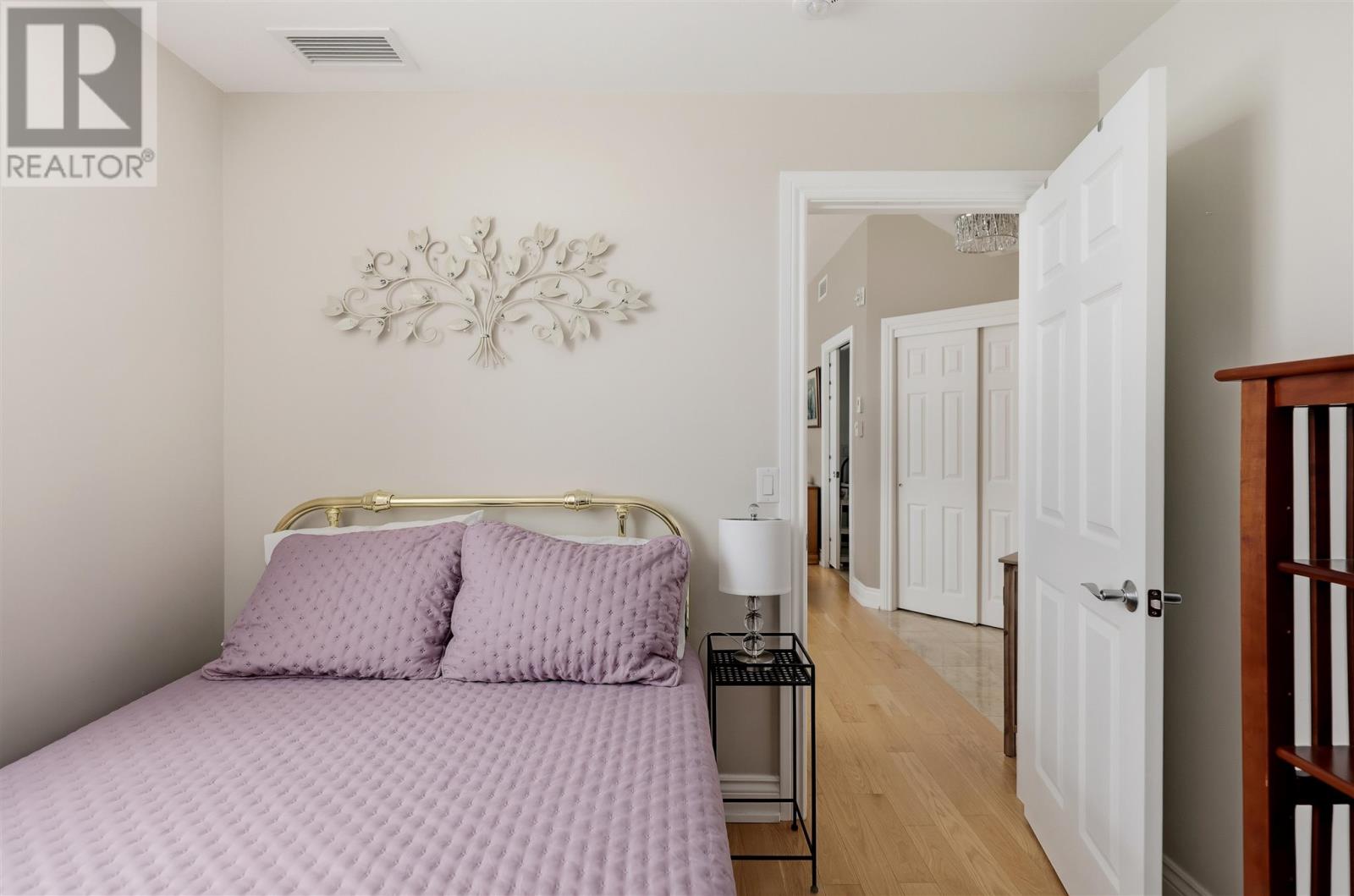 969 Queen St # 205 Property Photo 22