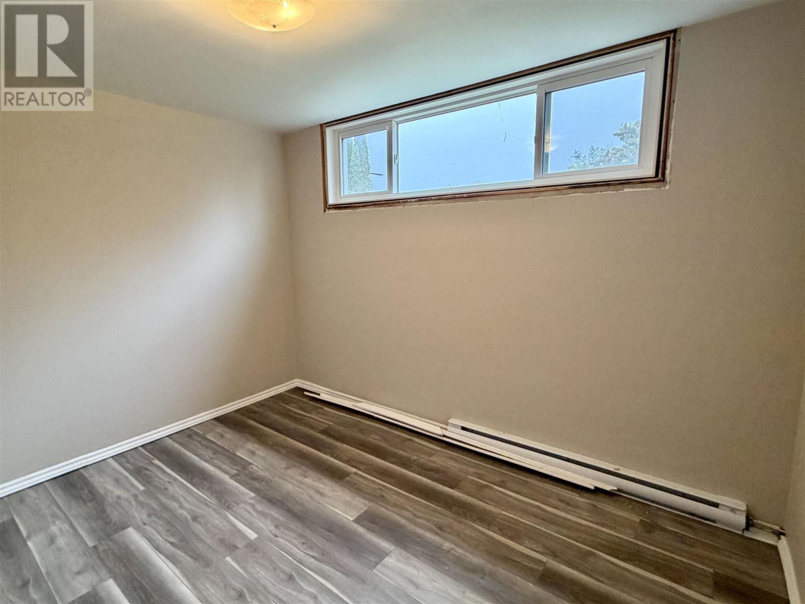 23 Mississauga Ave # 6 Property Photo 15