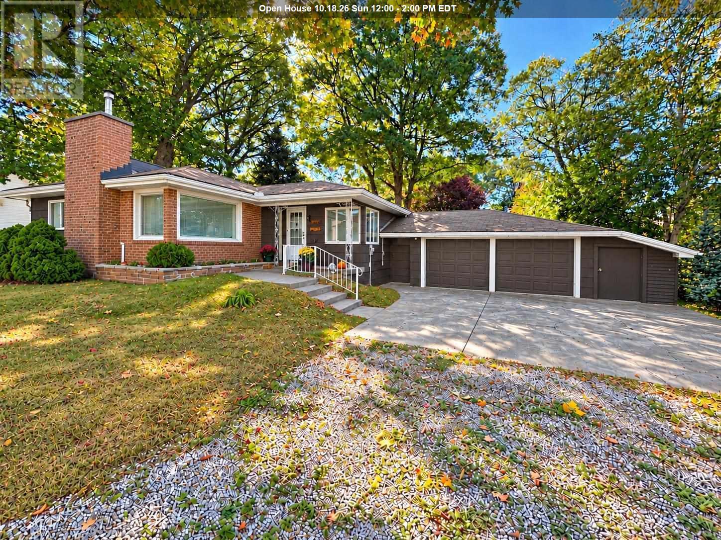 367 Northern Ave. E. Property Photo 1