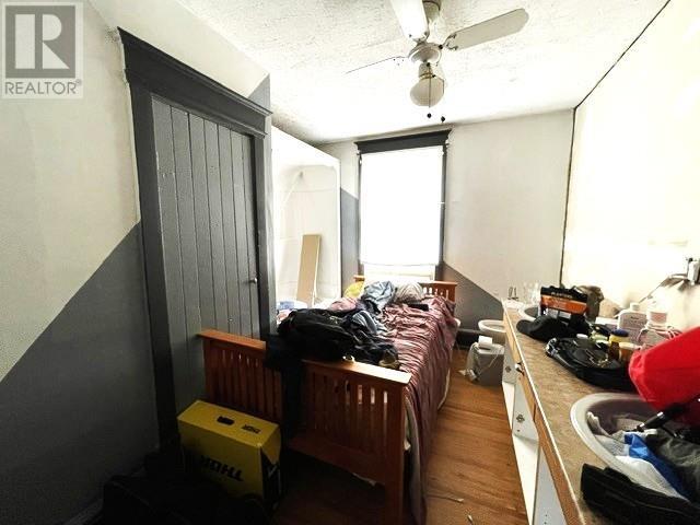 21 Aberdeen St N Property Photo 20
