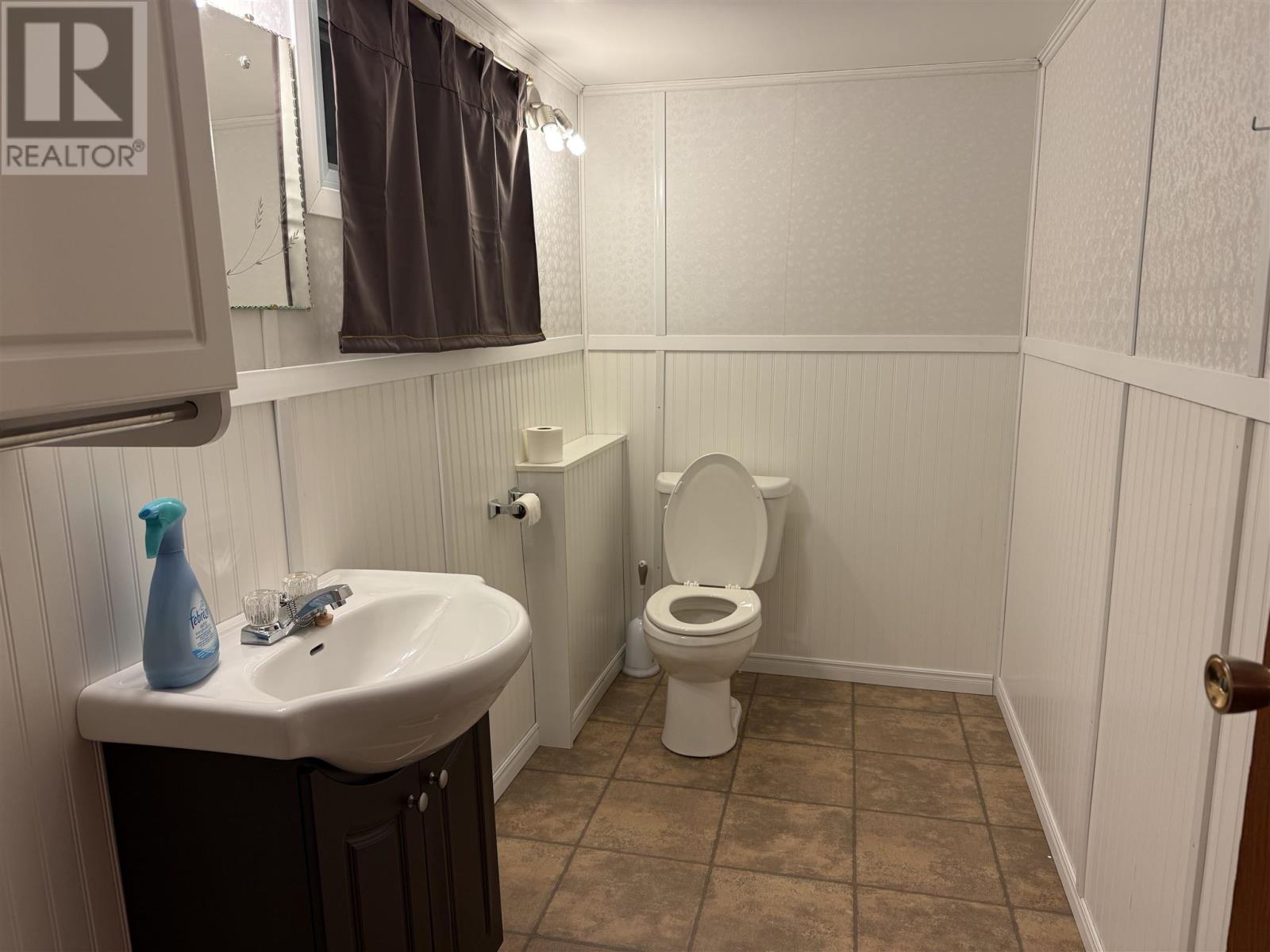 467 Korah Rd Property Photo 14