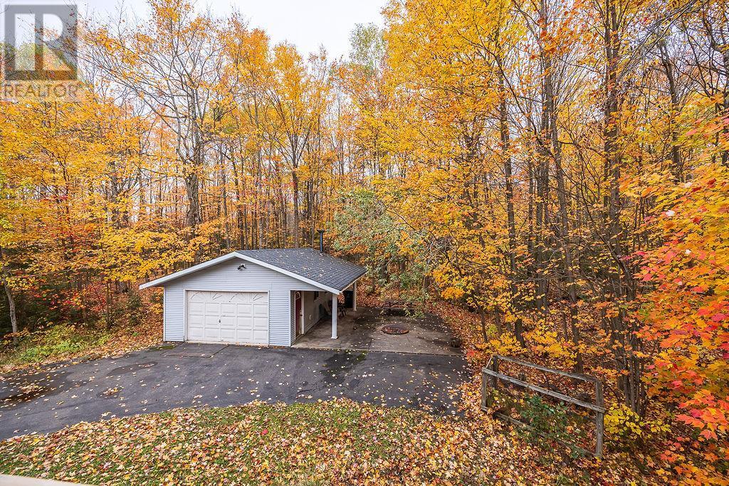 123 Palomino Dr Property Photo 7