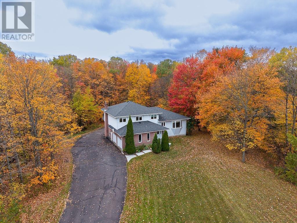 123 Palomino Dr Property Photo 40