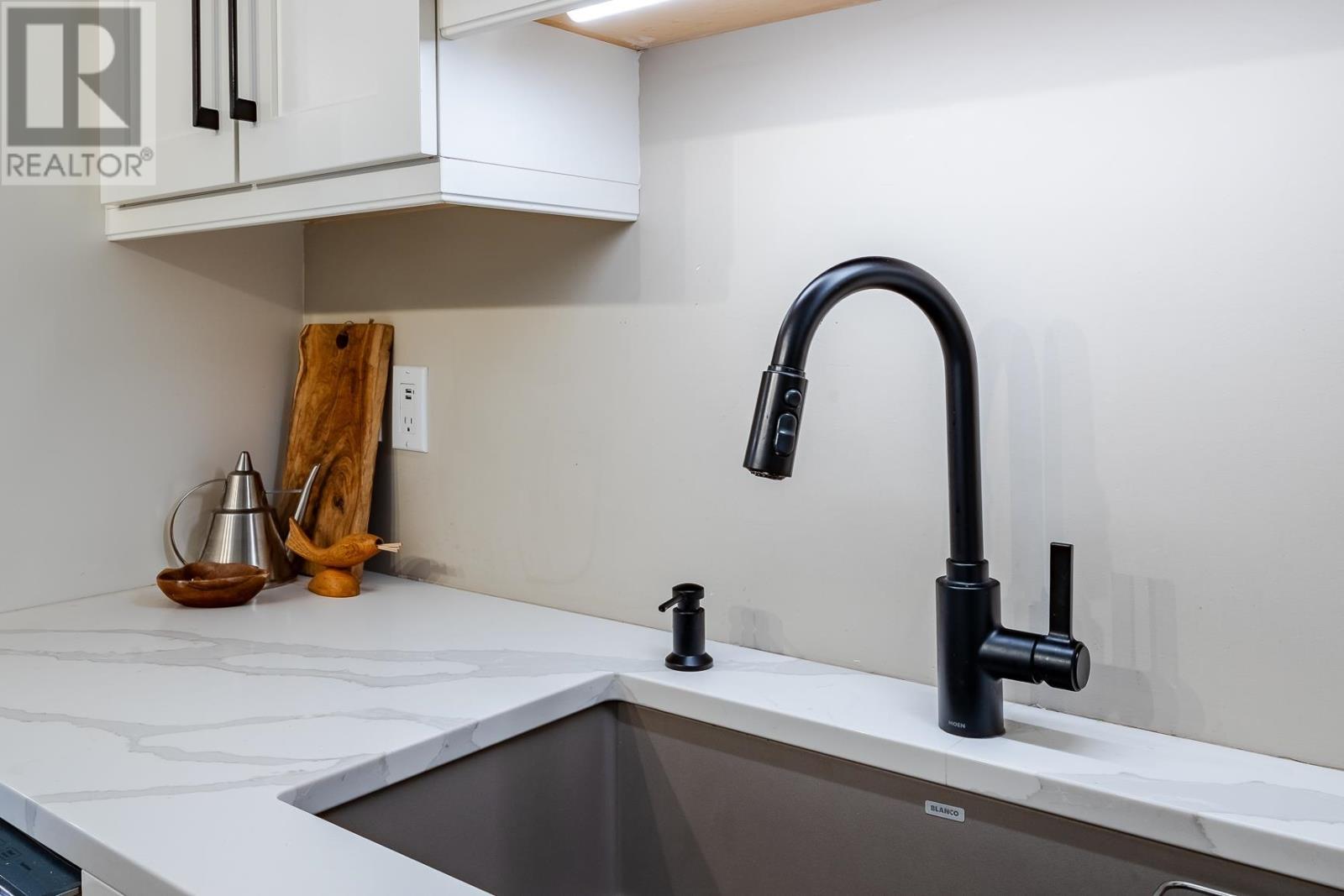 83 Foxborough Trl Property Photo 12