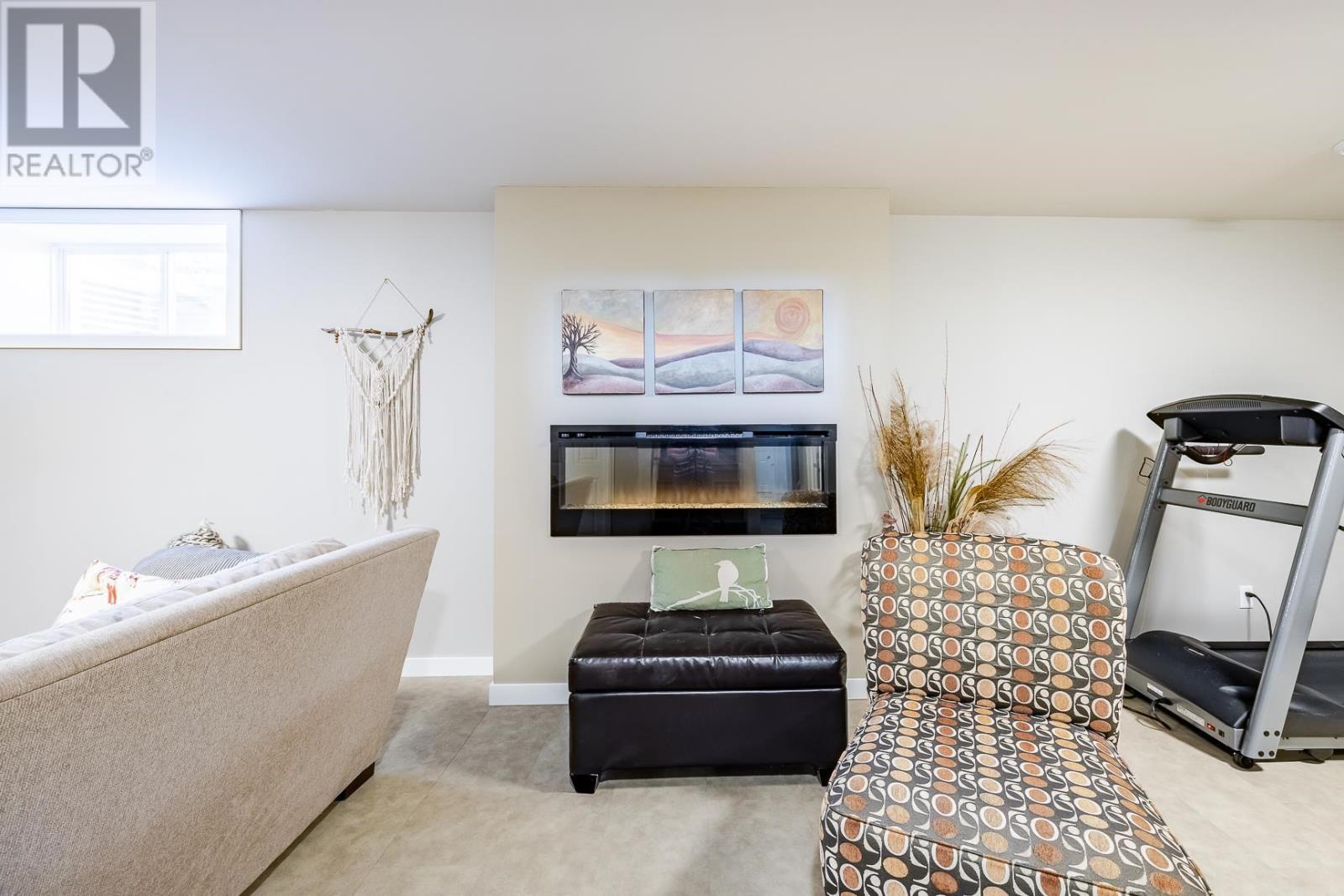 83 Foxborough Trl Property Photo 33