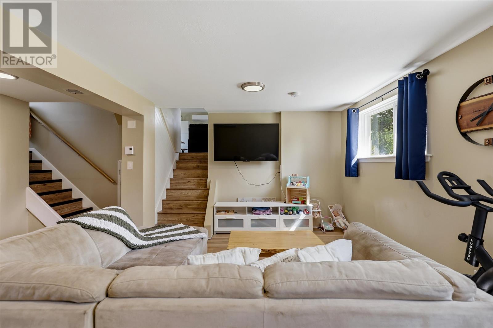 63 Texas Ave Property Photo 24