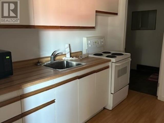 67 Broadway Ave Property Photo 12