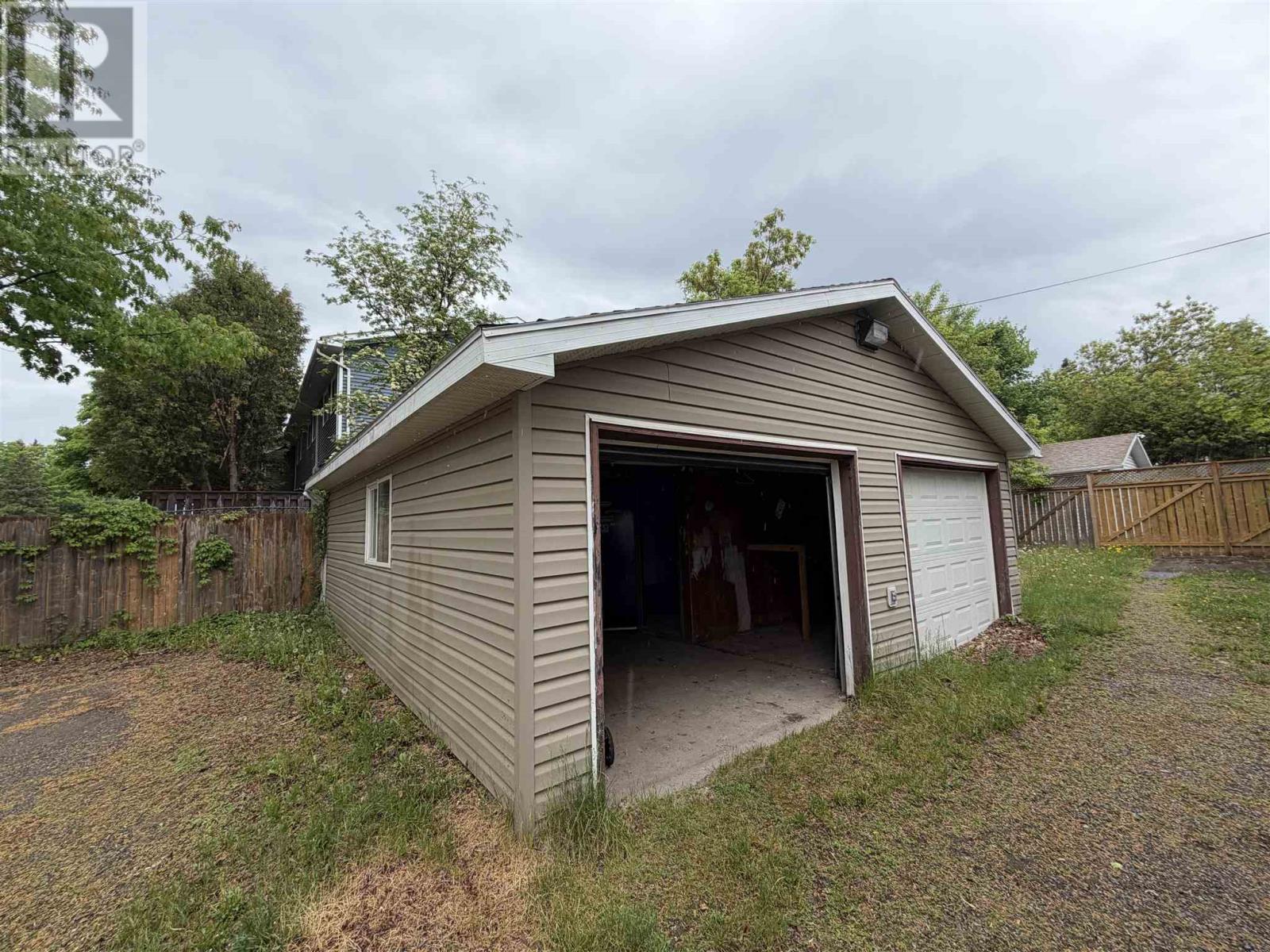 328 Mcnabb St Property Photo 29
