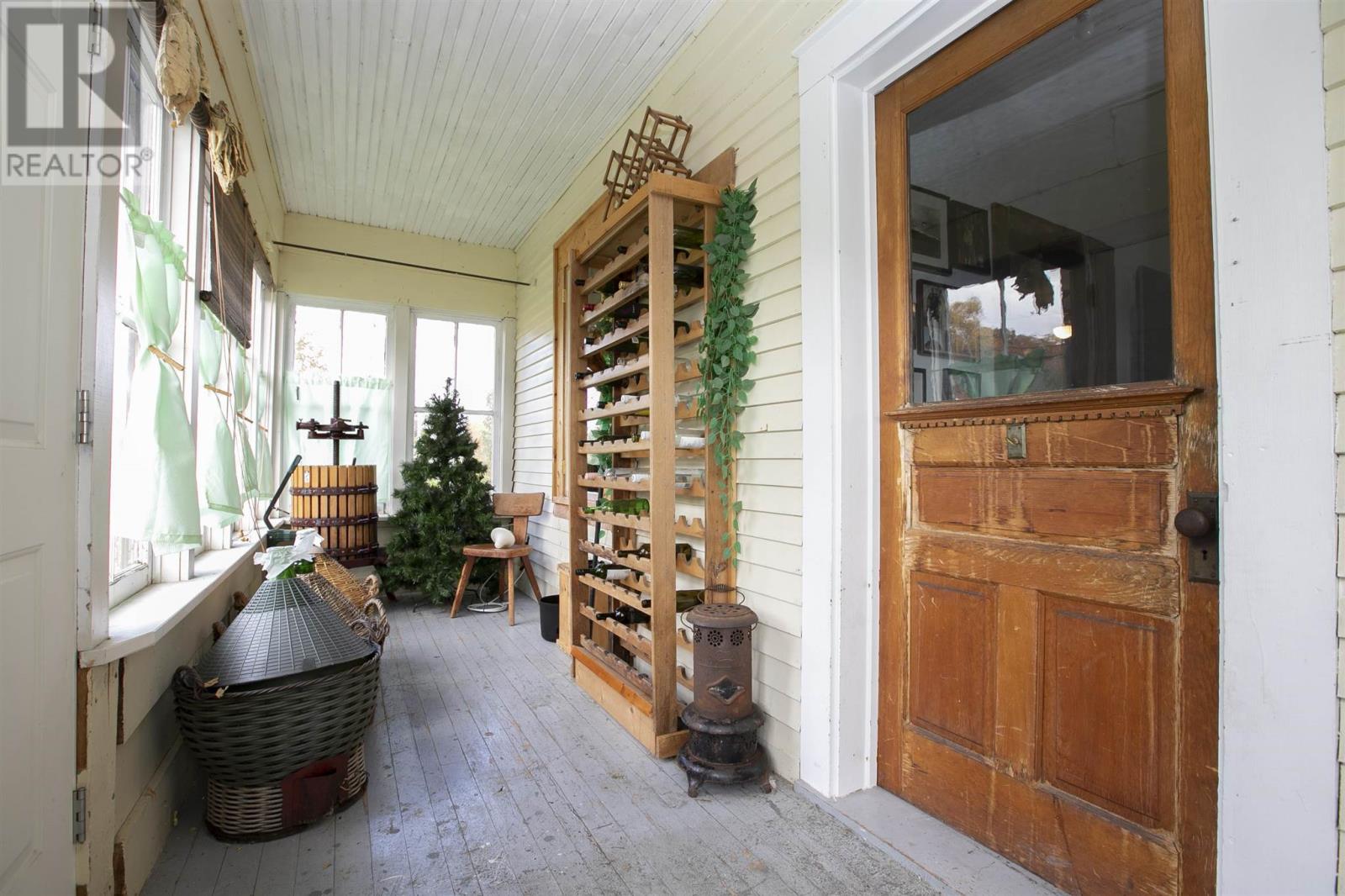 1618 Hwy 638 Property Photo 46