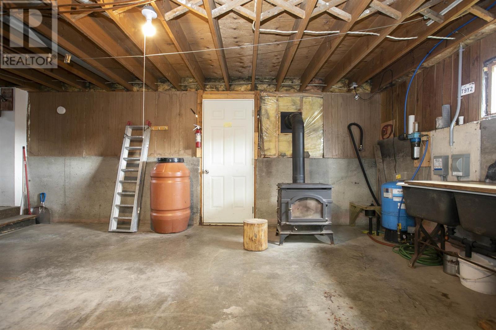 1618 Hwy 638 Property Photo 49